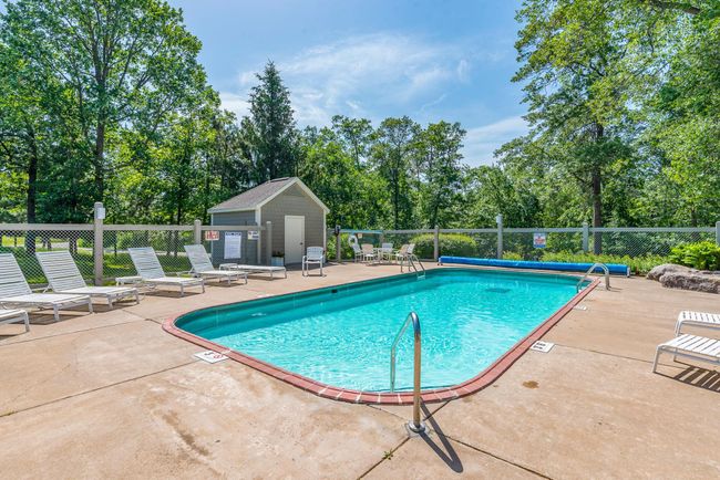 1303 E Point Dr, Townhouse with 3 bedrooms, 3 bathrooms and null parking in East Gull Lake MN | Image 47