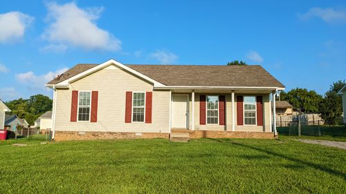 2808 Nat Hoosier Ln, Clarksville, TN, 37040-6681 | Card Image