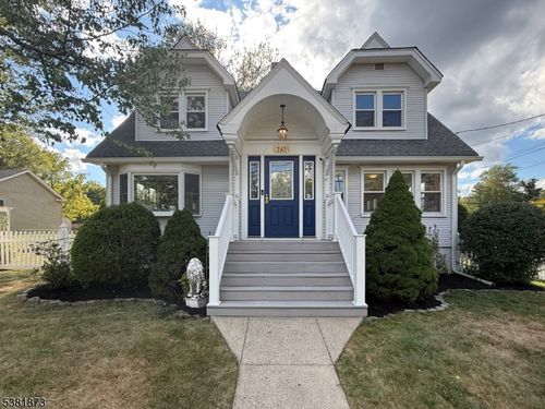 243 Ridgedale Ave, Florham Park, NJ, 07932-1316 | Card Image