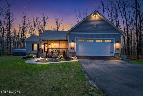 159 Stonecrest Ave, Crossville, TN, 38571-4119 | Card Image