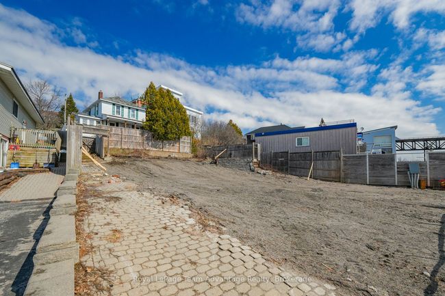 22 Bay St, Home with 0 bedrooms, 0 bathrooms and null parking in Parry Sound ON | Image 10