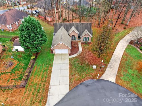 150 Frost Ln, Mooresville, NC, 28115-9082 | Card Image