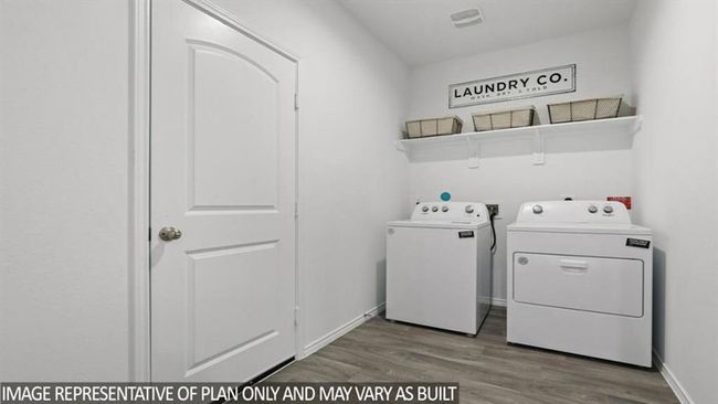 5442 Pinetree Crescent Ln, House other with 4 bedrooms, 3 bathrooms and 2 parking in Spring TX | Image 26