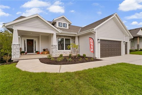 2328 W Wabash St, Olathe, KS, 66061-4271 | Card Image
