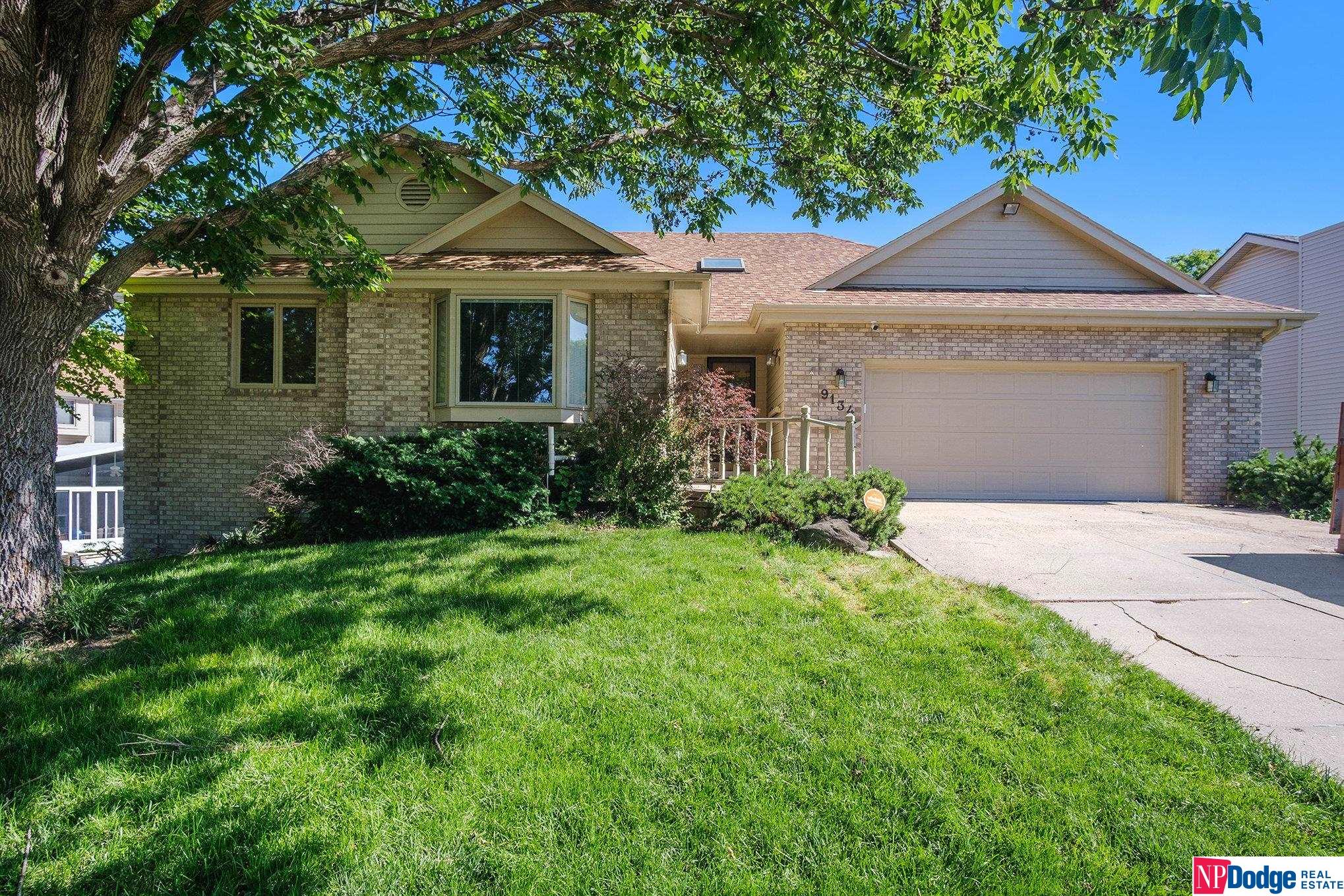 Polk St, Omaha, NE 68127