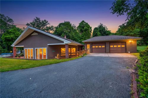 940 Potomac Street, Upper Mt Bethel Twp, PA, 18343 | Card Image