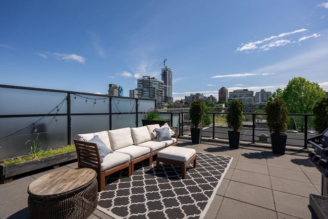 408 - 1628 W 4 Th Avenue, Condo with 2 bedrooms, 2 bathrooms and 2 parking in Vancouver BC | Image 26