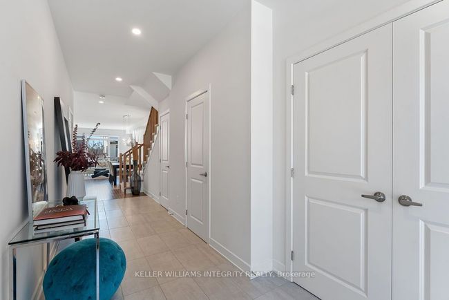 81 Heirloom St, House attached with 3 bedrooms, 3 bathrooms and 2 parking in Manotick ON | Image 6