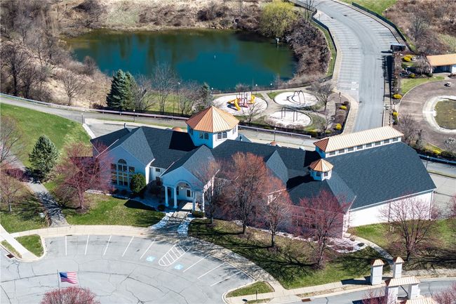 302 Pointe View Dr, Townhouse with 3 bedrooms, 3 bathrooms and 2 parking in Mars PA | Image 37