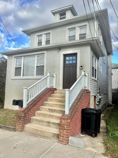 316 Beach 45th St, Far Rockaway, NY, 11691-1224 | Card Image