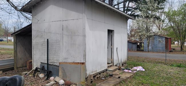 211 Mckee St, House other with 4 bedrooms, 2 bathrooms and null parking in Pangburn AR | Image 21