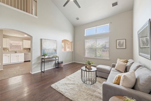 12821 Thomas Jefferson St, Manor, TX, 78653-3921 | Card Image