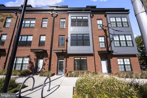 1832 Michael Faraday Dr, RESTON, VA, 20190-5452 | Card Image