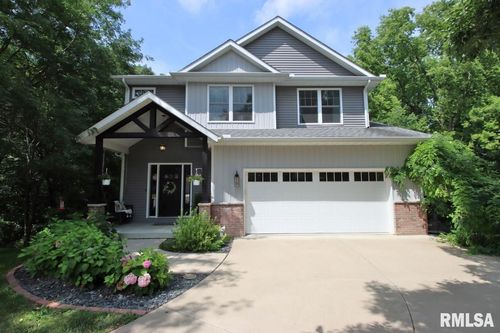 7 Haylake Dr, Pekin, IL, 61554-2622 | Card Image