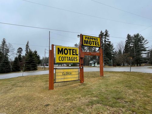 5139 Main St, Greenbush, MI, 48738-9758 | Card Image