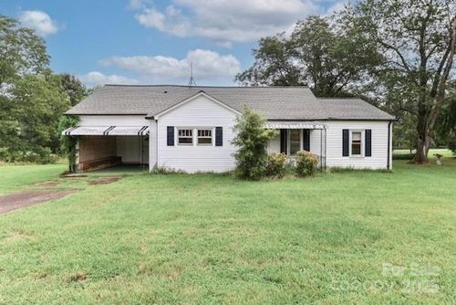 4320 Taylorsville Hwy, Statesville, NC, 28625-1843 | Card Image