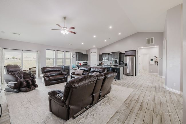 674 Foxridge Pl, House other with 4 bedrooms, 2 bathrooms and null parking in Spring Creek NV | Image 11