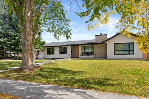 6432 Laurentian Way Sw, Calgary, AB, T3E5N1 | Card Image