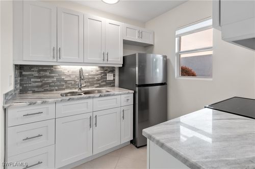 641-641 12th Ave S, NAPLES, FL, 34102-8002 | Card Image