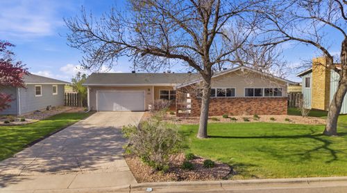 626 Willow Dr, ABERDEEN, SD, 57401-1270 | Card Image