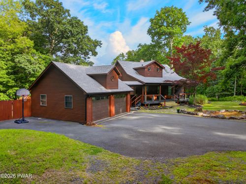 449 Cummins Hill Rd, Milford, PA, 18337-7651 | Card Image