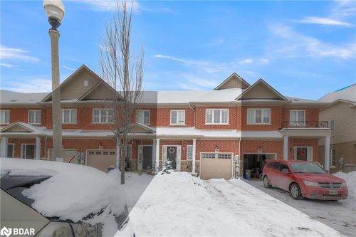 80 Palacebeach Trail, Stoney Creek, ON, L8E0B8 | Card Image