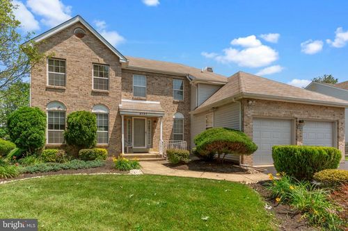 2737 Woodsview Dr, BENSALEM, PA, 19020-6016 | Card Image