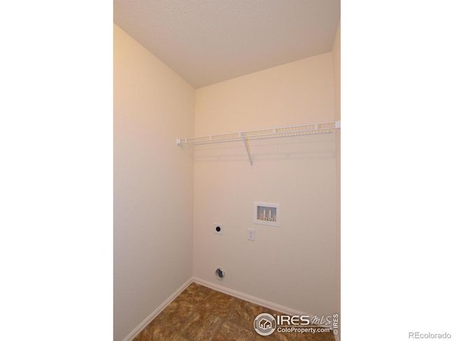 2414 Oakhurst Road, House other with 3 bedrooms, 2 bathrooms and 2 parking in Johnstown CO | Image 27