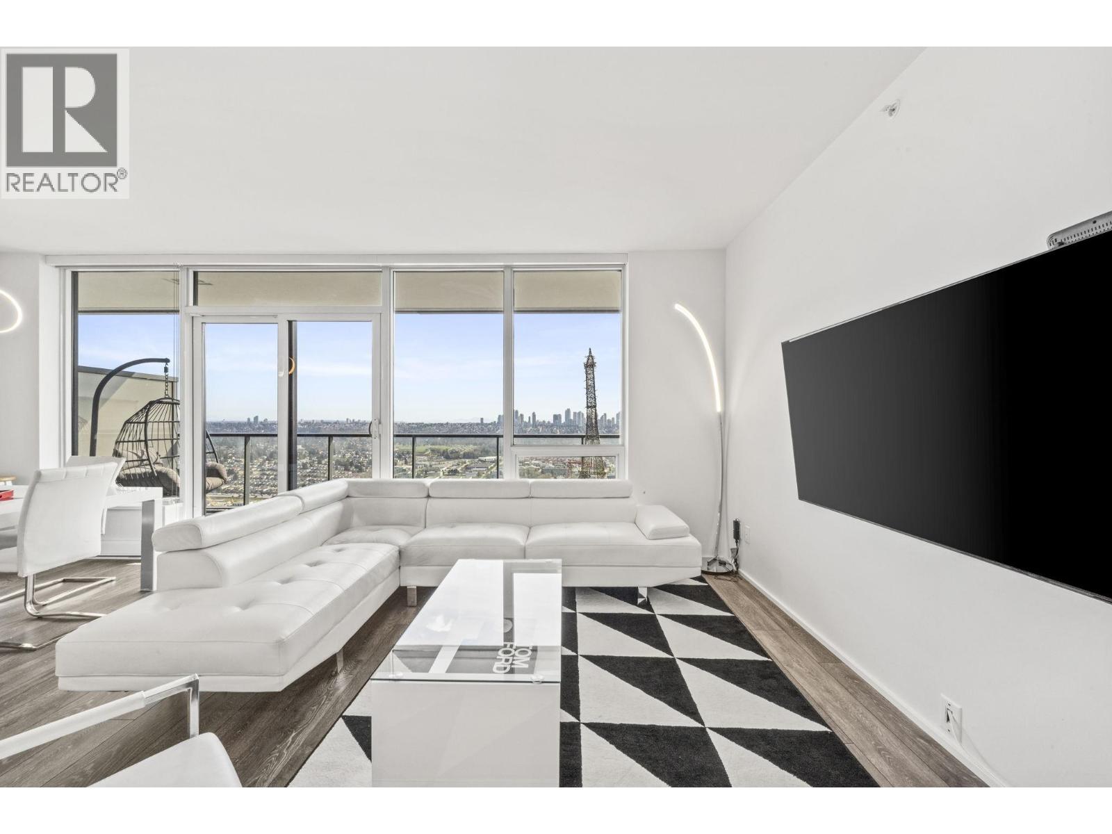Residential in Burnaby 5