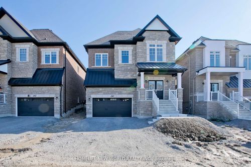 240 Seguin Street N, Richmond Hill, ON, L4E2Y5 | Card Image