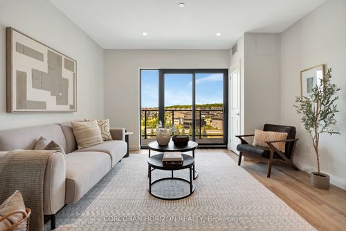 706-525 New Dundee Rd, Kitchener, ON, N2P0K8 | Card Image