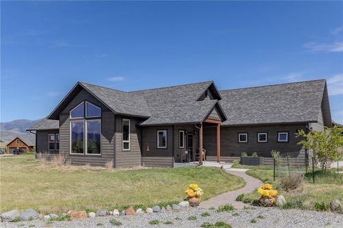 34 Obsidian Rd, Livingston, MT, 59047-4800 | Card Image