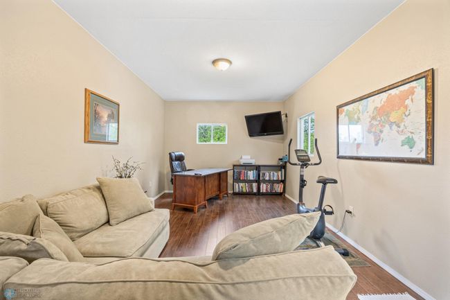 Office/Den | Image 31