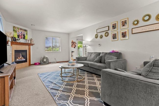 4642 Ridge Court, Condo with 3 bedrooms, 2 bathrooms and null parking in MANITOWOC WI | Image 4
