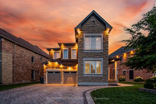 43 Cirrus Cres, Caledon, ON, L7C4B7 | Card Image