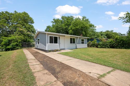 6271 Ava Court Dr, Fort Worth, TX, 76112-8002 | Card Image