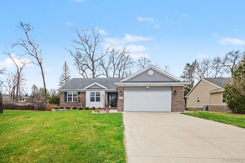 3816 Lyndon Lane, Waterford Charter Township, MI, 48329 | Card Image