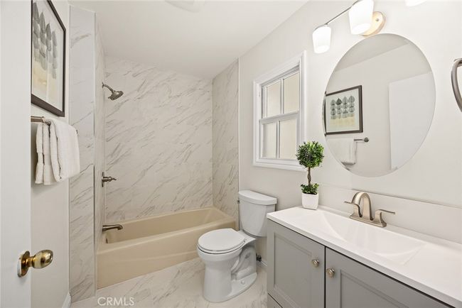 Bathroom | Image 20
