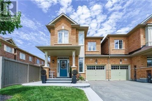 97 Kempenfelt Trail, Brampton, ON, L7A0Z9 | Card Image