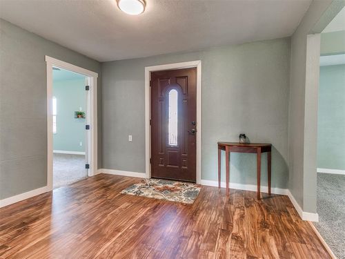 316 N Dogwood St, Luther, OK, 73054-9004 | Card Image