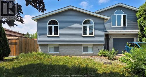 511 Florence Ave, Windsor, ON, N8P1H3 | Card Image