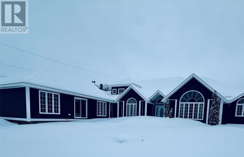 10 Hillcrest Road, Kingspoint, NL,  | Card Image