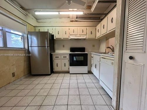 apt-204-8810 W Mcnab Rd, Tamarac, FL, 33321-3649 | Card Image