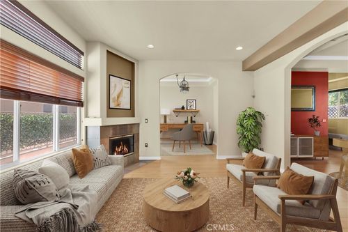 apt-7-5242 Vesper Ave, Sherman Oaks, CA, 91411-4094 | Card Image