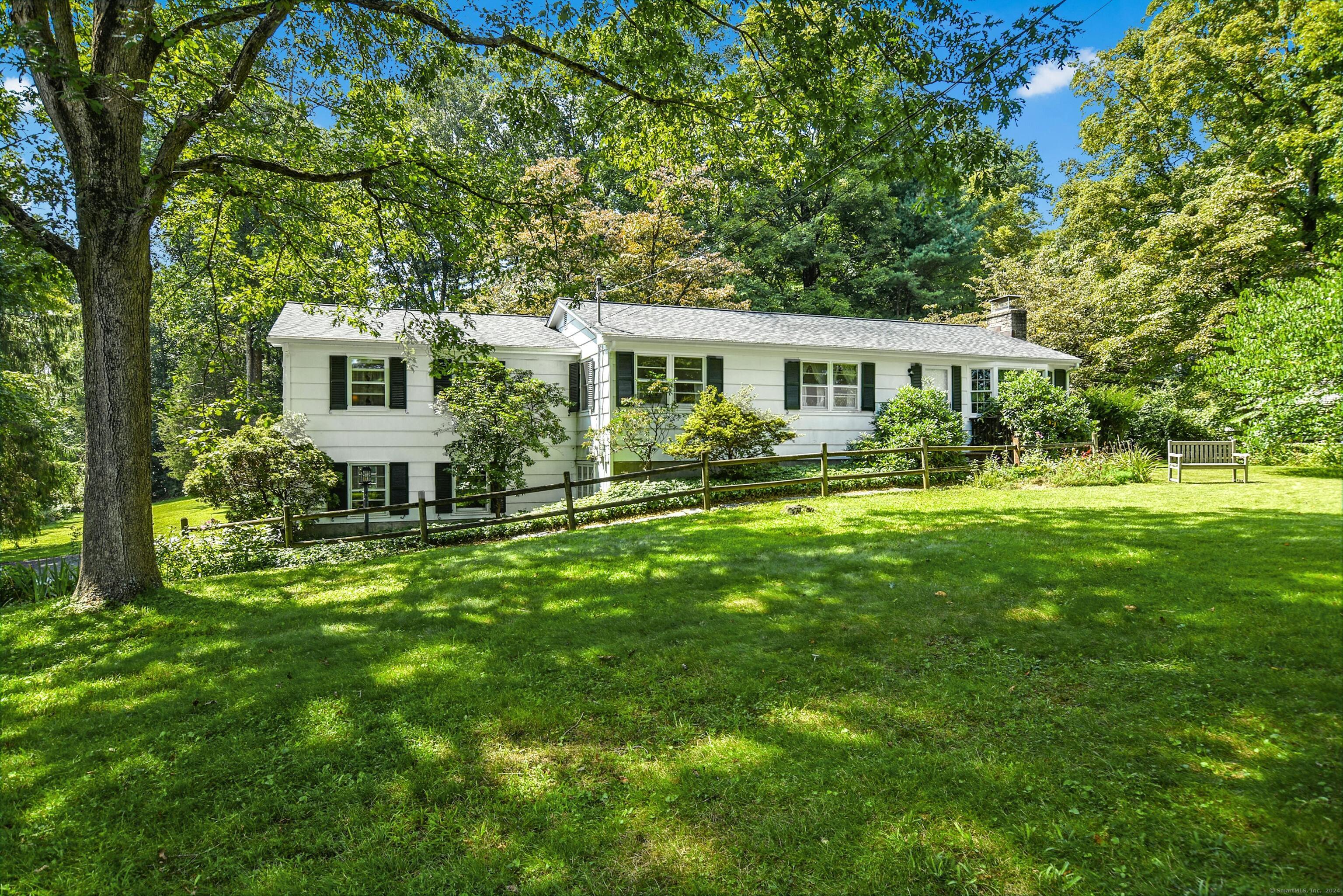 Obtuse Rd, Brookfield, CT 06804