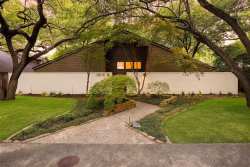 9616 Greensprint Dr, Dallas, TX, 75238-1856 | Card Image
