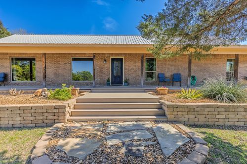 3130 Nw State Highway 11, Leonard, TX, 75452-7825 | Card Image