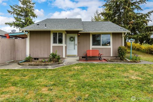 727 Salzburg Ln Se, Olympia, WA, 98513-2183 | Card Image