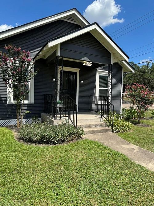 4802 Siegel St, Houston, TX, 77009-2639 | Card Image