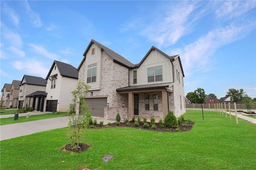 1401 W Brooks Pl, Rogers, AR, 72758-8383 | Card Image